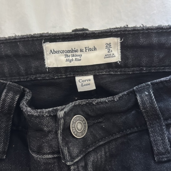 Abercrombie Distressed Black Skinny Jeans - Picture 2 of 3